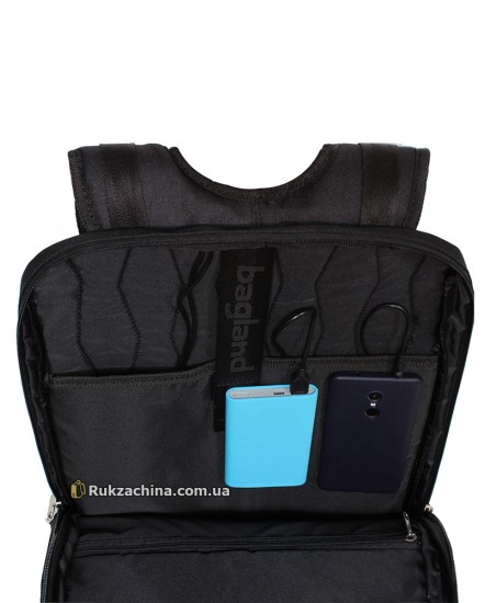 Рюкзак TM BAGLAND "Boss" (16л) USB/наушники/15,6" (черный)